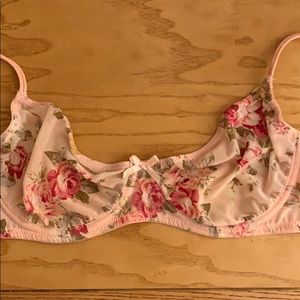 Victoria’s Secret Unlined Bra!